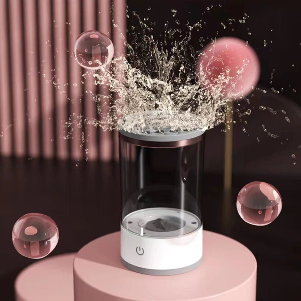 Makeup brush cleaner is an automatic rotating brush cleaner for deep cleaning, one-click operation is suitable for all makeup
